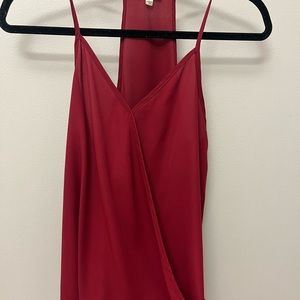 Maroon flowy tank top racer back